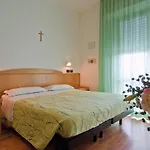 Little Hotel 3*