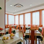 Hotel Little 3*