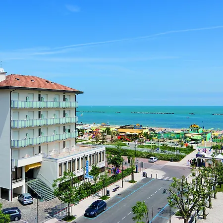 Szálloda Little Cesenatico